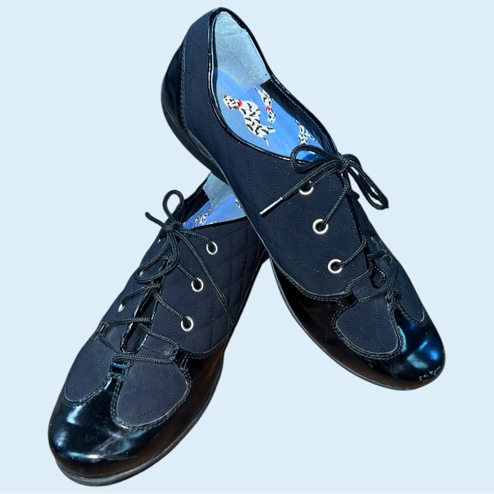 Rare Stuart Weitzman Black Patent Golf Walking Shoes
